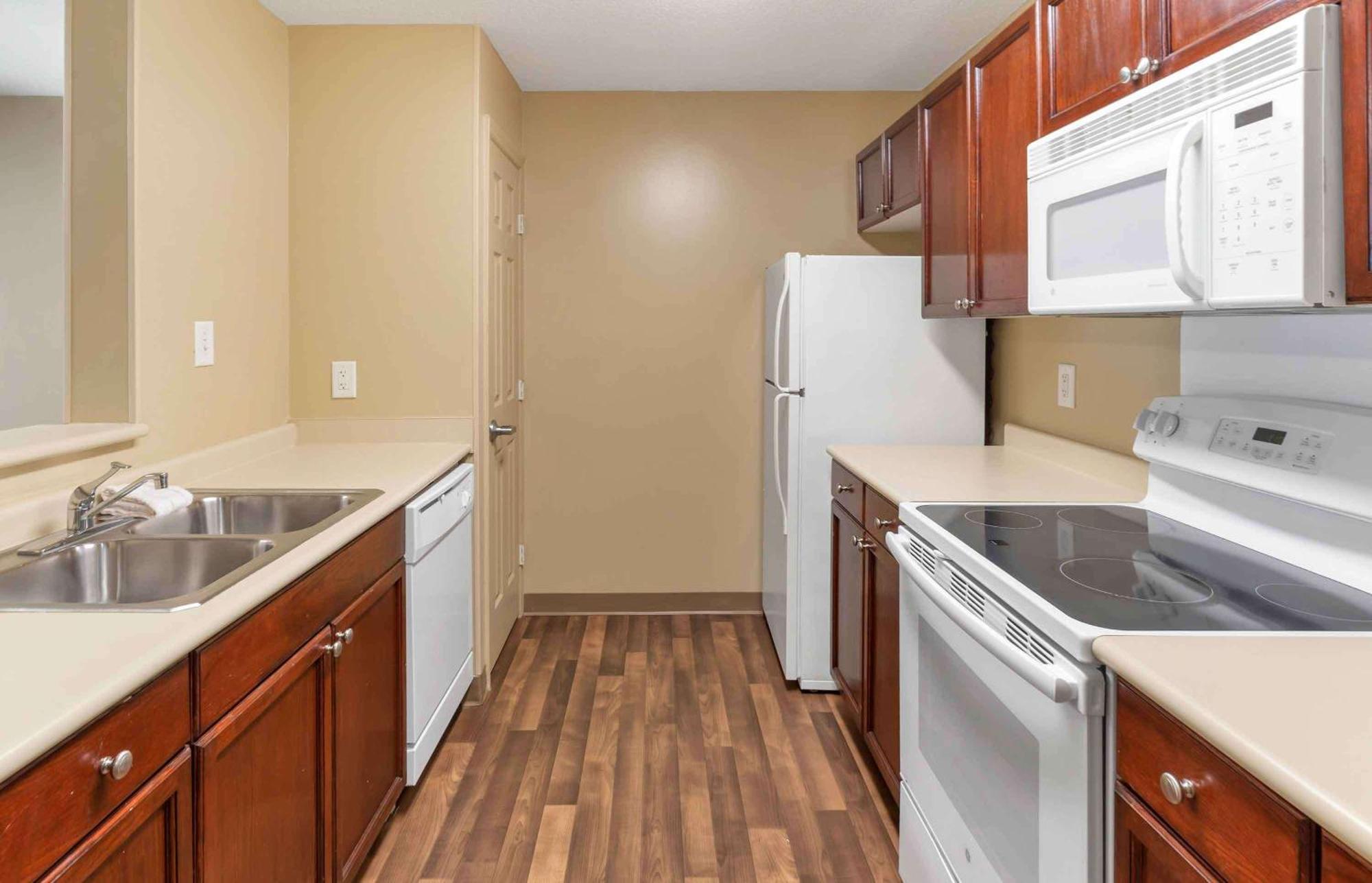 Extended Stay America Suites - Raleigh - Rtp - 4919 Miami Blvd Durham Exterior photo
